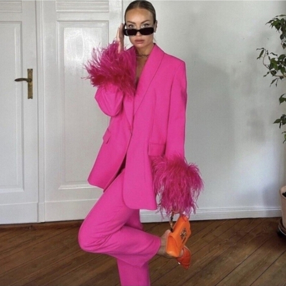 Zara Jackets & Blazers - Zara Pink Feather Cuff Blazer Size S